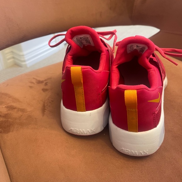 Hot pink Nike Max - Picture 3 of 4